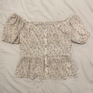 Floral print puff sleeve top